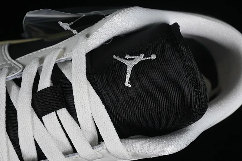All categories Air Jordan Jordan series basketball shoes Air Jordan 1 Low Air Jordan 1 Low AJ1 Joe 1 black and green customized low-bang cultural casual sneakers DC0774-001